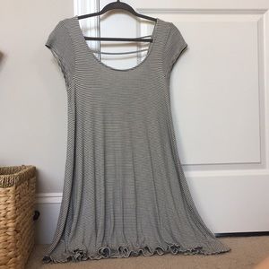 American Eagle flowy sun dress